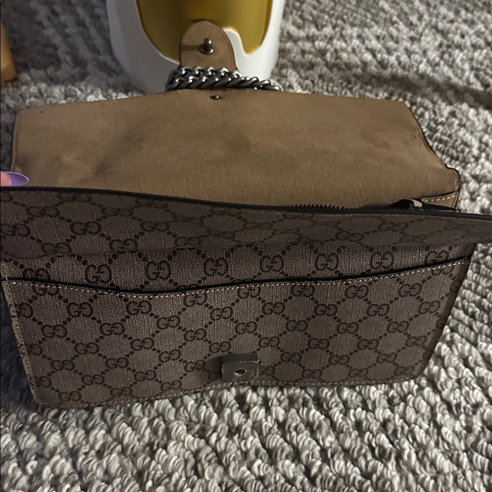 Gucci Tan Floral Shoulder Bag - Picture 6 of 6